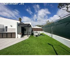 Bungalow con terraza privada y piscina comunitaria
