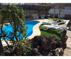 Chalet con piscina privada disponible para CORTA TEMPORADA