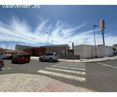 Local Comercial en Alquiler en Plaza del Hierro