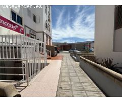 Local Comercial en Alquiler en Plaza del Hierro