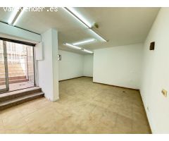 Local Comercial en Alquiler en Plaza del Hierro