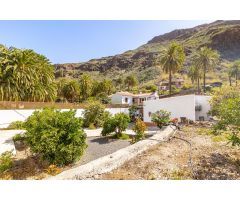Casa con terreno en Venta en San Bartolome de Tirajana, Las Palmas