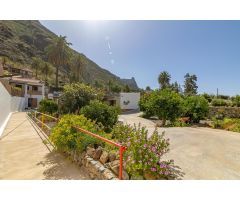 Casa con terreno en Venta en San Bartolome de Tirajana, Las Palmas