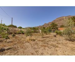 Casa con terreno en Venta en San Bartolome de Tirajana, Las Palmas