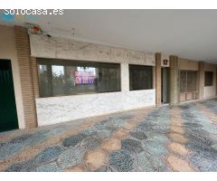 VENTA Y ALQUILER LOCAL COMERCIAL EN RESIDENCIAL COBLANCA. IDEAL PARA OFICINA