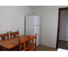 Vivienda tipo ático amueblada de  2 dormitorios