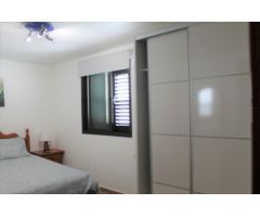 Vivienda tipo ático amueblada de  2 dormitorios