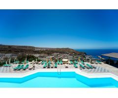 Apartamento con terraza y vistas hacia el mar en Monte Paraíso
