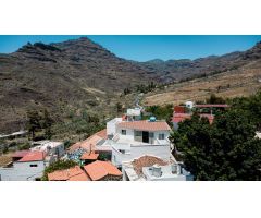 Vivienda reformada con parcela rústica de 729 metros