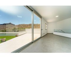 Vivienda reformada con parcela rústica de 729 metros