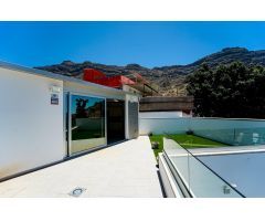 Vivienda reformada con parcela rústica de 729 metros