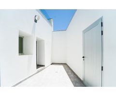 Vivienda reformada con parcela rústica de 729 metros