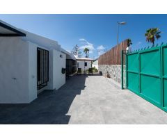 Amplio bungalow con acseso directo y 2 plazas de parking en la parcela
