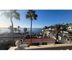 Bonito Bungalow en Primera Línea de Mar en Águila Playa
