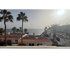 Bonito Bungalow en Primera Línea de Mar en Águila Playa