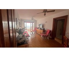Bonito Bungalow en Primera Línea de Mar en Águila Playa