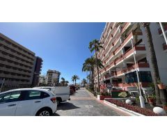 Fully Renovated Penthouse Apartment near the Beach