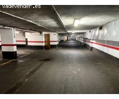 Garaje y Trastero en Venta en Finca España