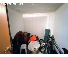Garaje y Trastero en Venta en Finca España