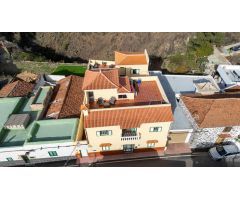 OPORTUNIDAD! HOSTAL DE 10 HABITACIONES CON EXPECTACULARES VISTAS (ARONA)