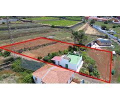 VENTA CASA TERRERA CON TERRENO, TACORONTE