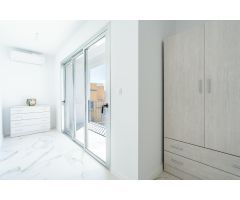 Edificio totalmente reformado con parcela urbana para construir