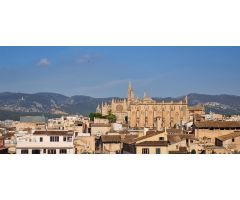 Vistas de ensueño a solo 100 metros del mar en Palma