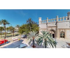 Exclusiva vivienda en La Llotja, Palma — A tan solo 200 metros del mar
