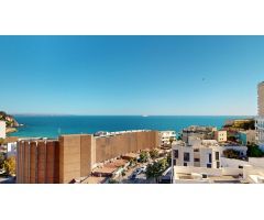 Piso reformado con terraza en planta y vistas al mar, Cala Major Palma