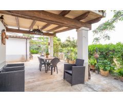 Finca rústica con piscina, jardín y zona de cultivo en Son Espanyol