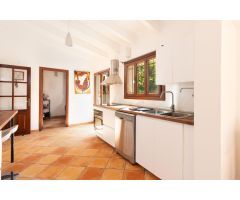 FINCA RÚSTICA EN MANACOR CON PISCINA PRIVADA, JARDÍN Y TERRENO EN ZONA RURAL DE MALLORCA