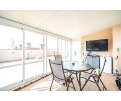 Ático de tres dormitorios y terraza de 103 m2 en Ca´s Capità