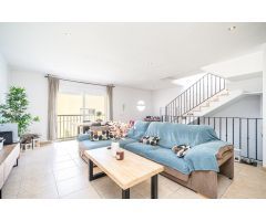 Ático de tres dormitorios y terraza de 103 m2 en Ca´s Capità