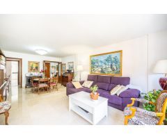 Piso de cuatro dormitorios de 146m2 con parking y trastero en Bons Aires