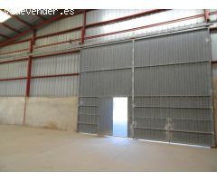 Nave industrial en venta en La Pobla Tornesa