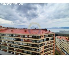 Piso en Venta en Vigo - Amplio y Reformado con Vistas Inigualables