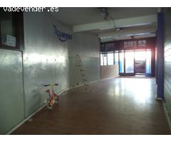 LOCAL COMERCIAL DE 110 m2 EN HISPANIDAD, PRÓXIMO A LA ROTONDA