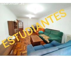 PISO DE ESTUDIANTES DE 4 DORMITORIOS EN PERITOS