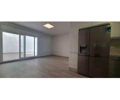 PISO TOTALMENTE REFORMADO MODERNO CON AMPLIA TERRAZA PRIVADA