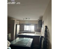 SE VENDE CASA EN ZONA DE LAS PALOMAS