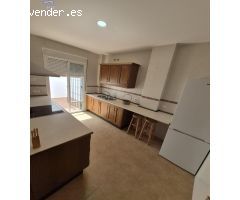SE ALQUILA UNIFAMILIAR EN ZONA PORTICHUELO