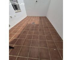 SE ALQUILA UNIFAMILIAR EN ZONA PORTICHUELO