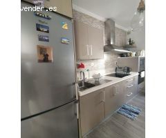SE VENDE APARTAMENTO  EN ZONA CERCANO A CENTRO