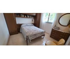 CASA CON TERRENO EN LA ZONA DE TOURO CON 1170 METROS DE PARCELA Y 5 HABITACIONES