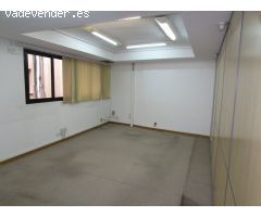 AMPLIA OFICINA EN EL ALTOZANO