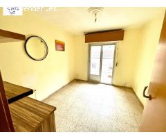 PISO CON ASCENSOR. 3 HABITACIONES, 1 BAÑO