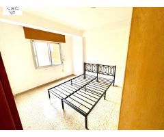 PISO CON ASCENSOR. 3 HABITACIONES, 1 BAÑO