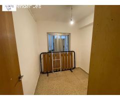 PISO CON ASCENSOR. 3 HABITACIONES, 1 BAÑO