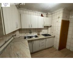 PISO CON ASCENSOR. 3 HABITACIONES, 1 BAÑO