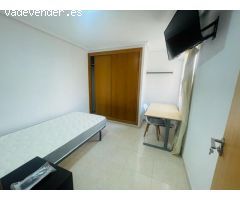 Piso de 4 habitaciones muy cerca de la universidad
